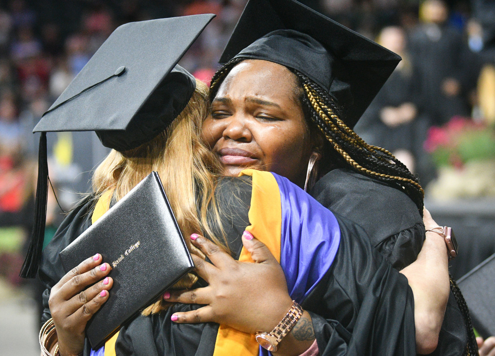 051719-mda-nws-BHCgrad-013a.jpg